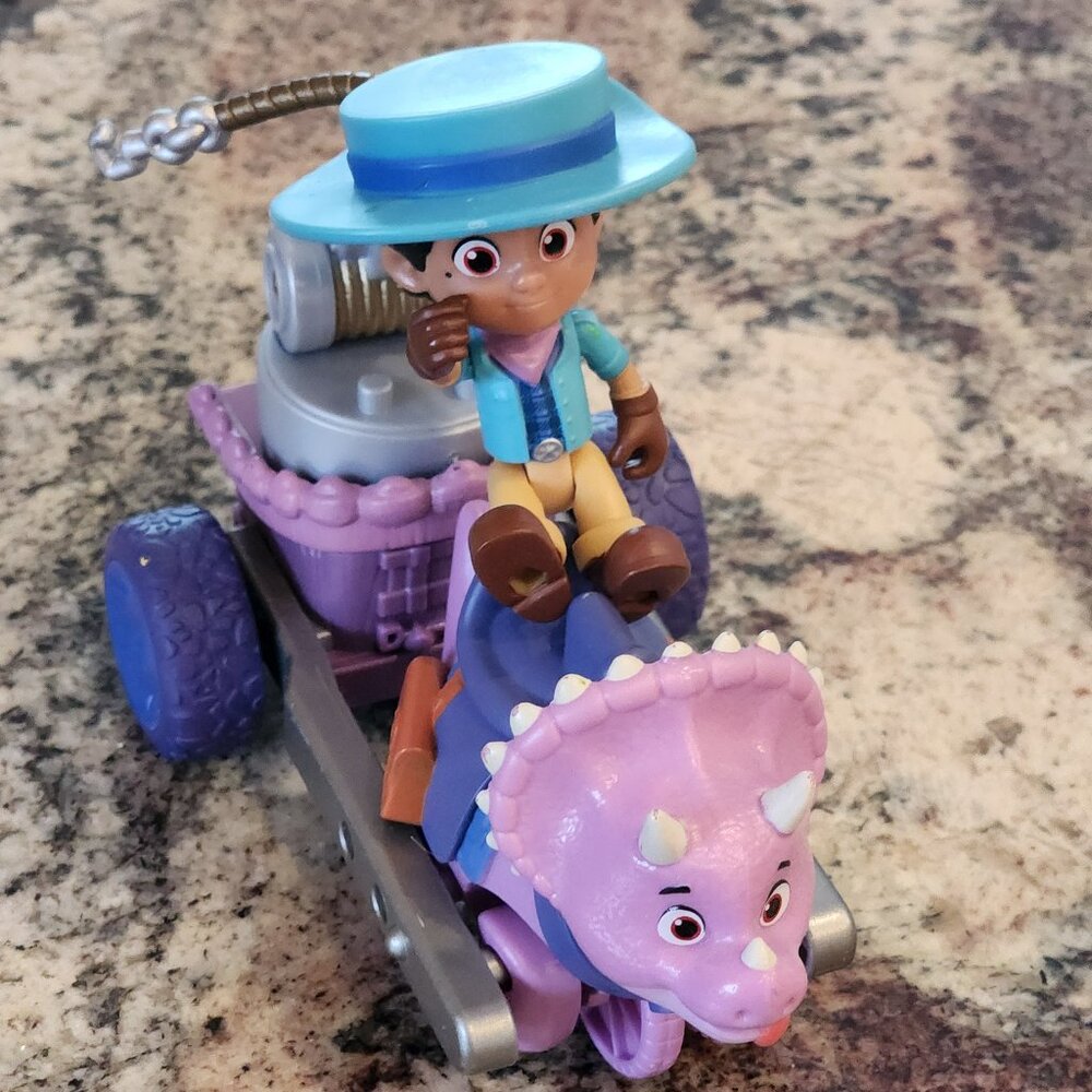 Dino ranch Miguel and tango